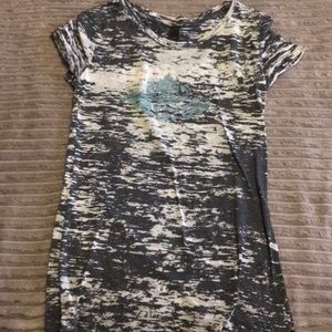Size Small light Prana tee